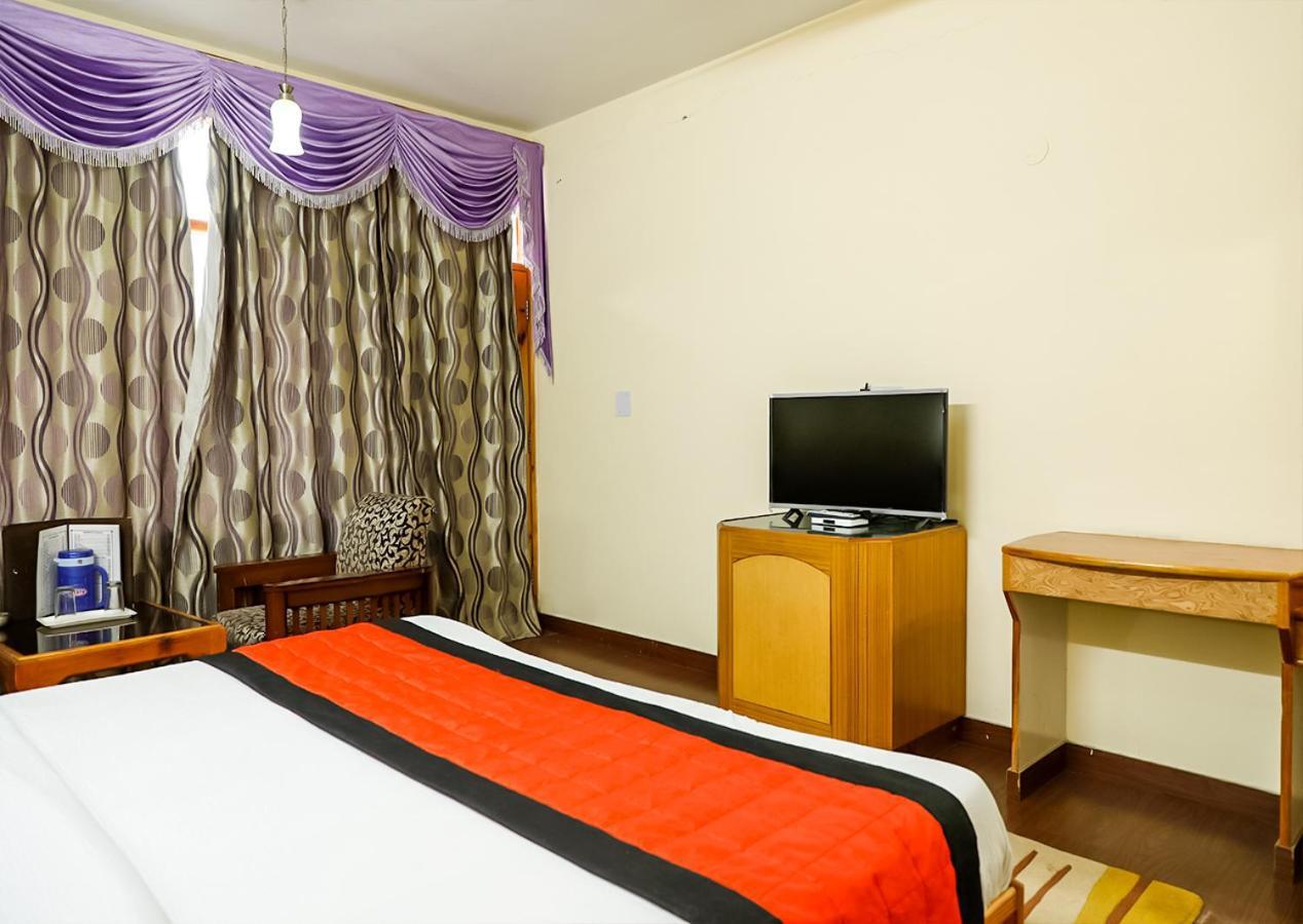 Hotel Nitesh Манали Экстерьер фото
